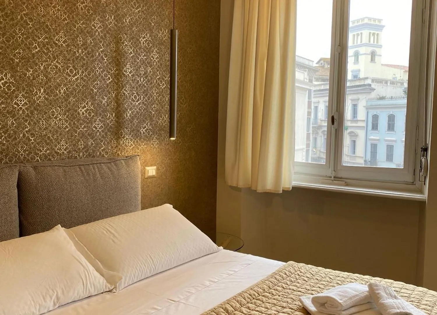 Le Due Torri Rooms Oristano 0*,  Włochy