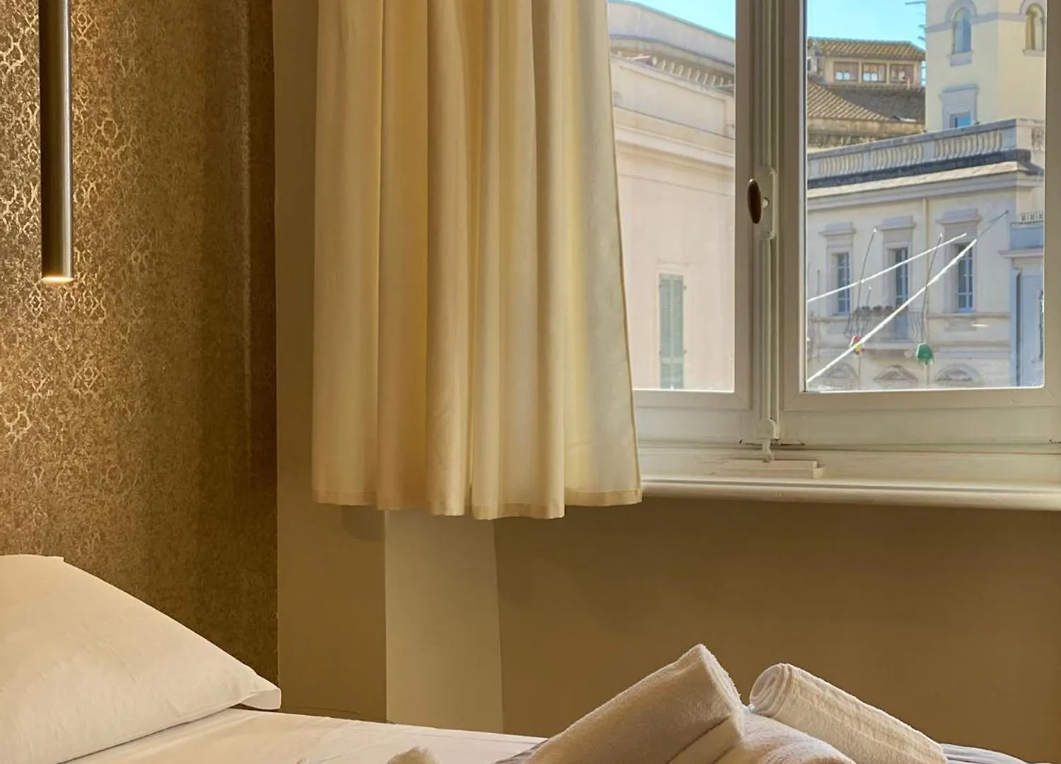 Le Due Torri Rooms Oristano Pensjonat